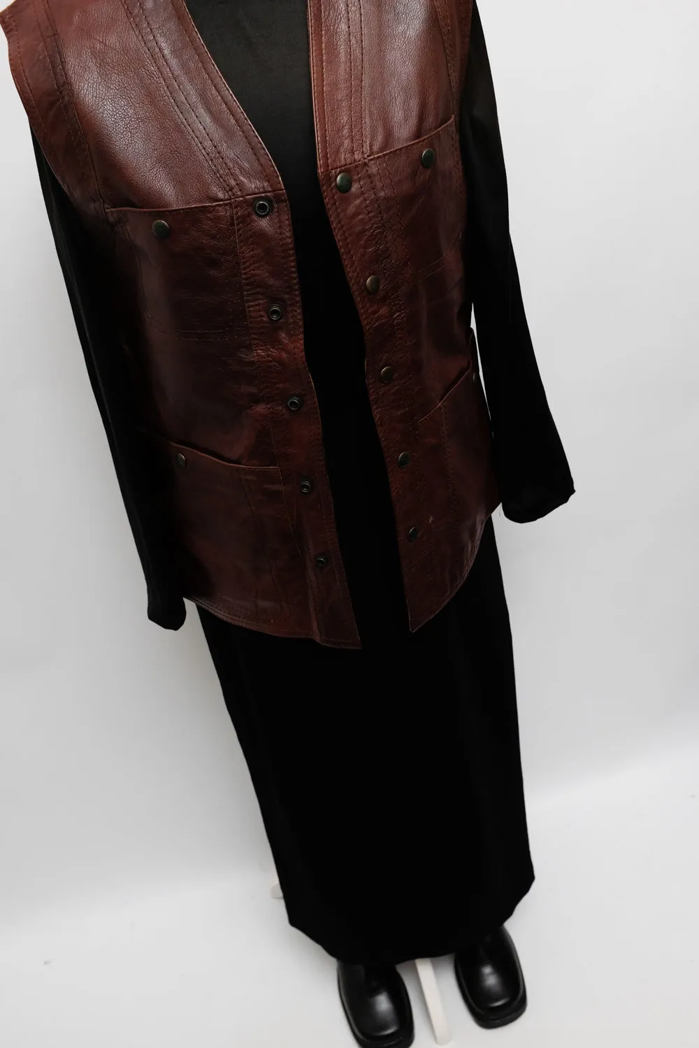 BROWN LEATHER VINTAGE VEST