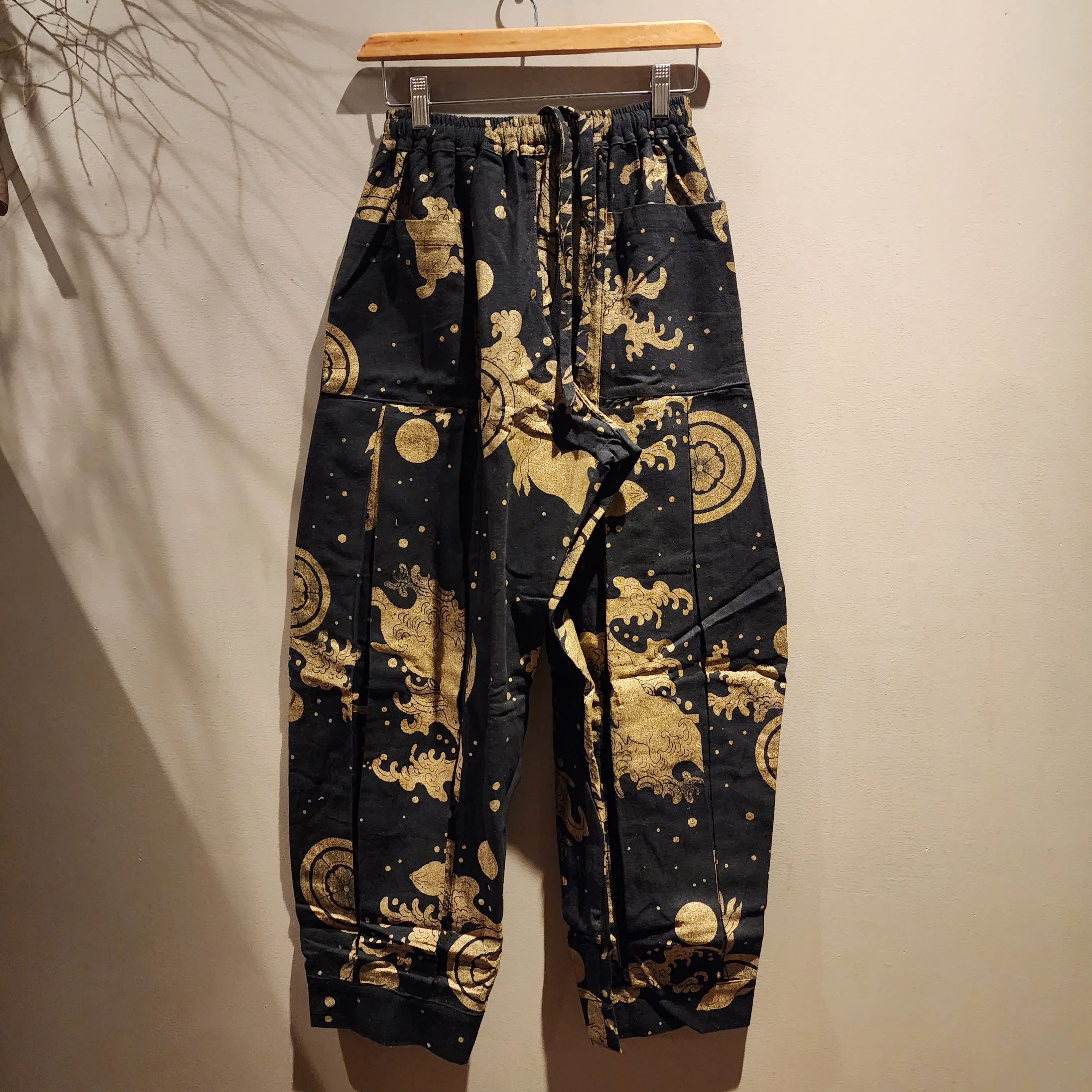 Golden Bunny Kamon Comfy Sweat Pants