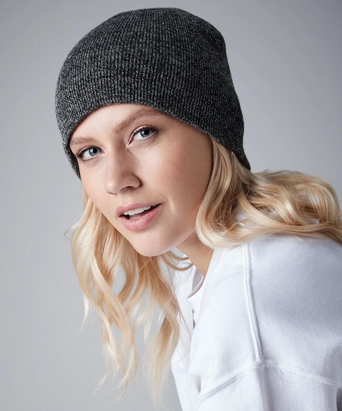 Two-tone pull-on beanie | Black