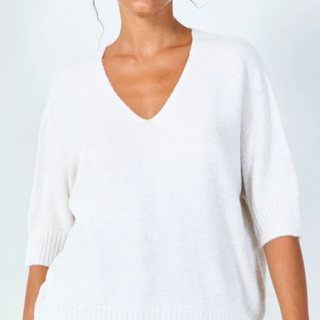 V-neck short sleeve knit sweater wholesale